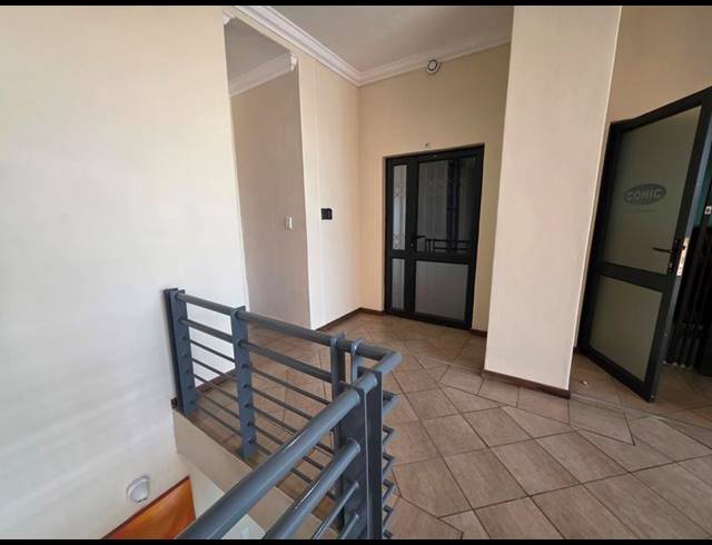 BUSINESS PROPERTY TO RENT IN TYGER VALLEY